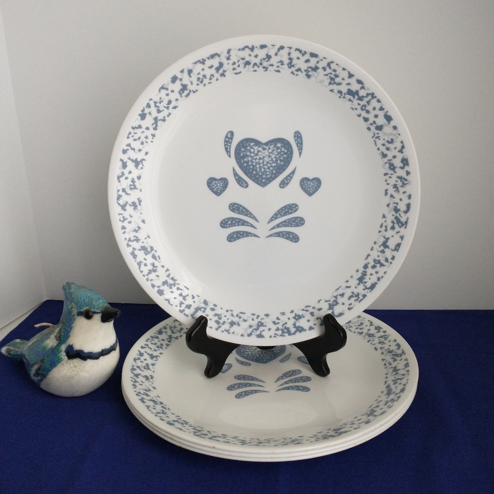 CORELLE VTG Sponge Blue Heart 4 Dinner Plates